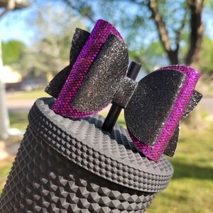 Tumbler bow straw topper